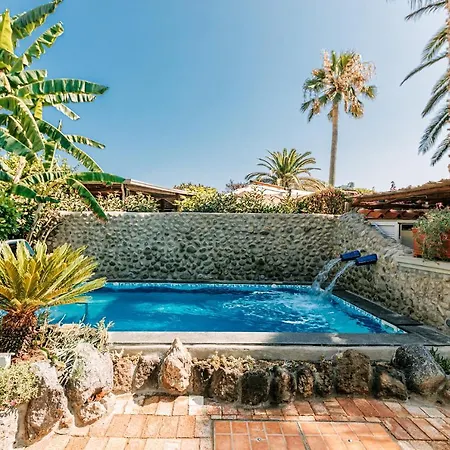 Giardino Eden Hotell 3*
